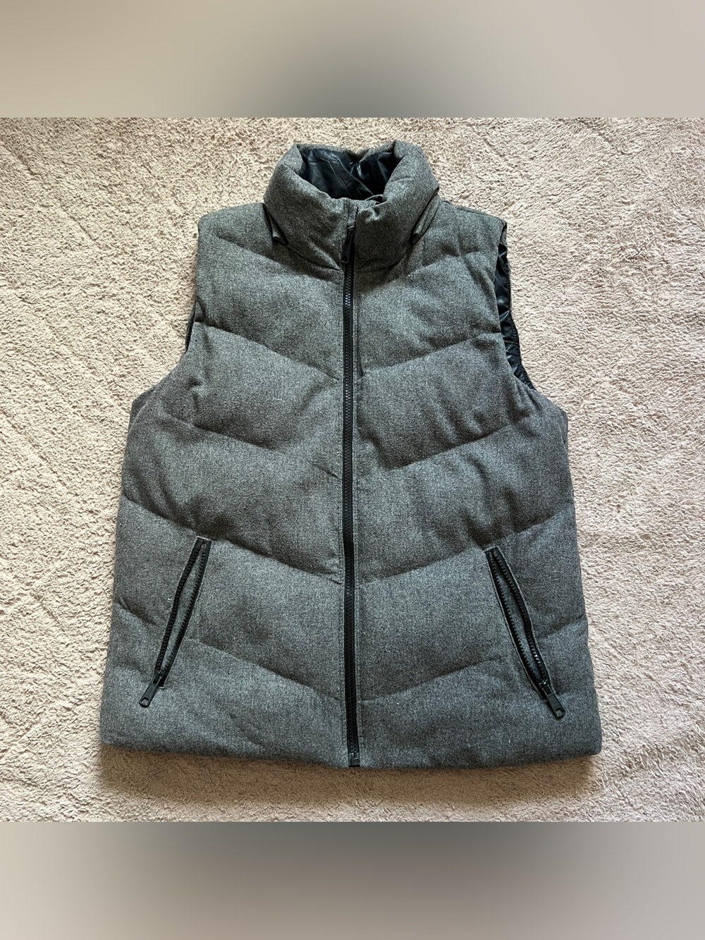 GAP Wool Blend Quilted Puffer Vest Minimalist Preppy Cottage Outdoor Hiking Sz M